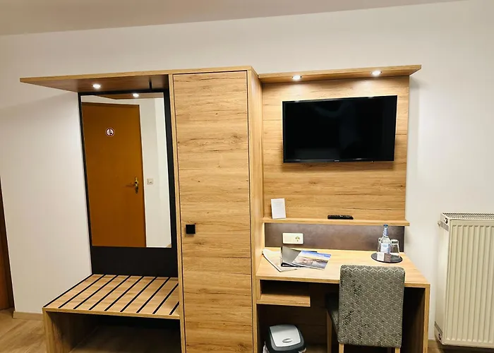 Отель Bold's Hotel-restaurant 