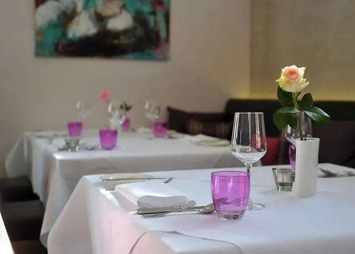 Отель Bold's Hotel-restaurant 